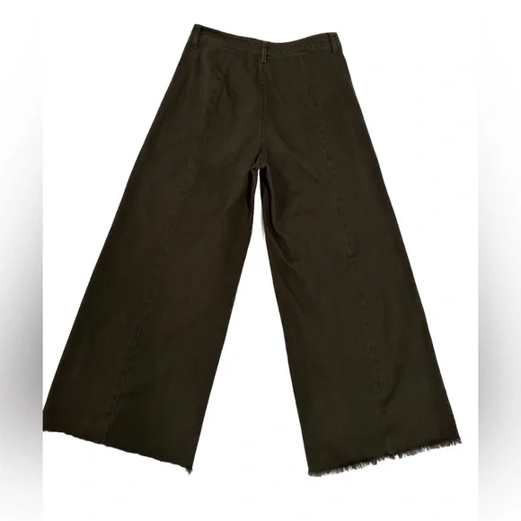 Elizabeth and James Carmine Cropped
Button Fly Wide Leg Jeans Size 26. C… - Picture 9 of 15